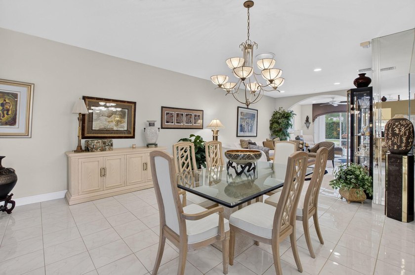 Welcome to effortless Florida living in sought-after - photo 19