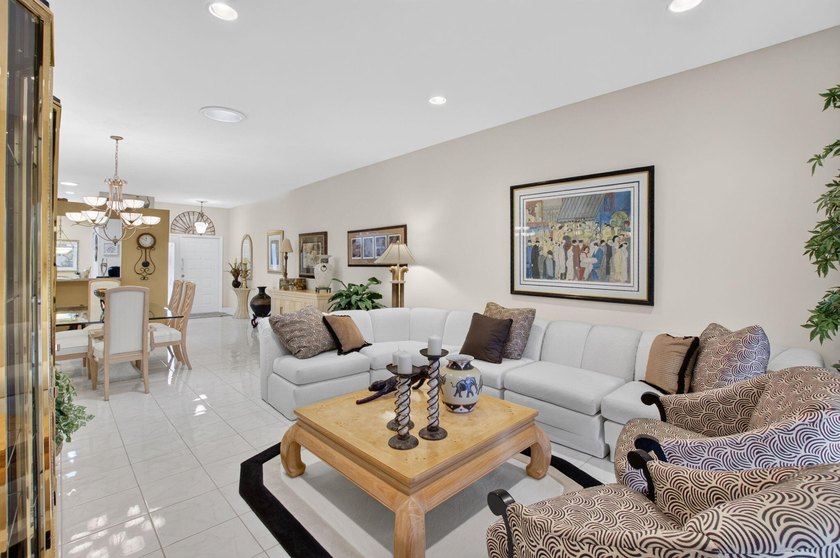 Welcome to effortless Florida living in sought-after - photo 23