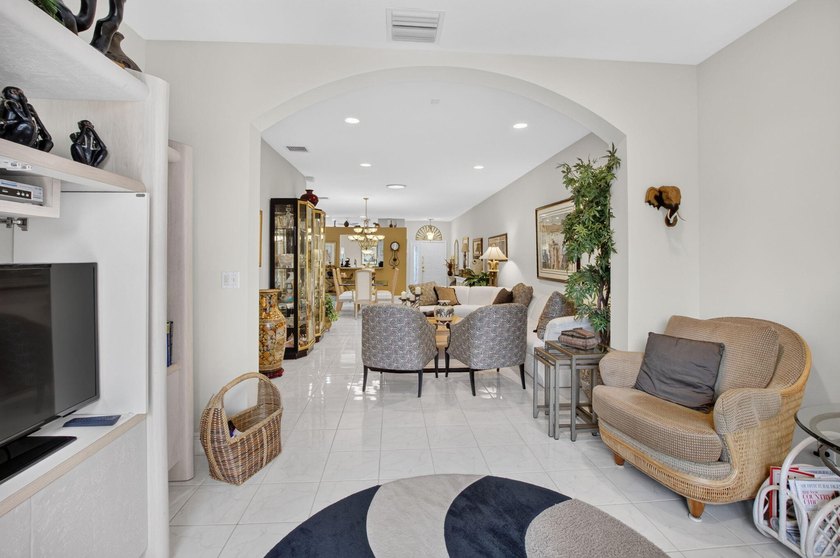 Welcome to effortless Florida living in sought-after - photo 26
