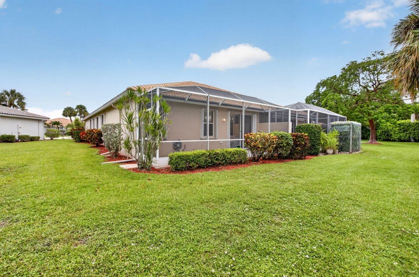Welcome to effortless Florida living in sought-after - photo 36