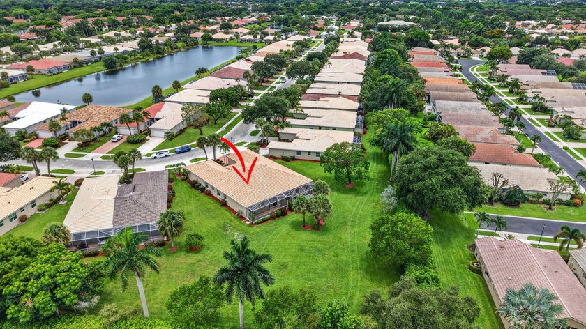 Welcome to effortless Florida living in sought-after - photo 41