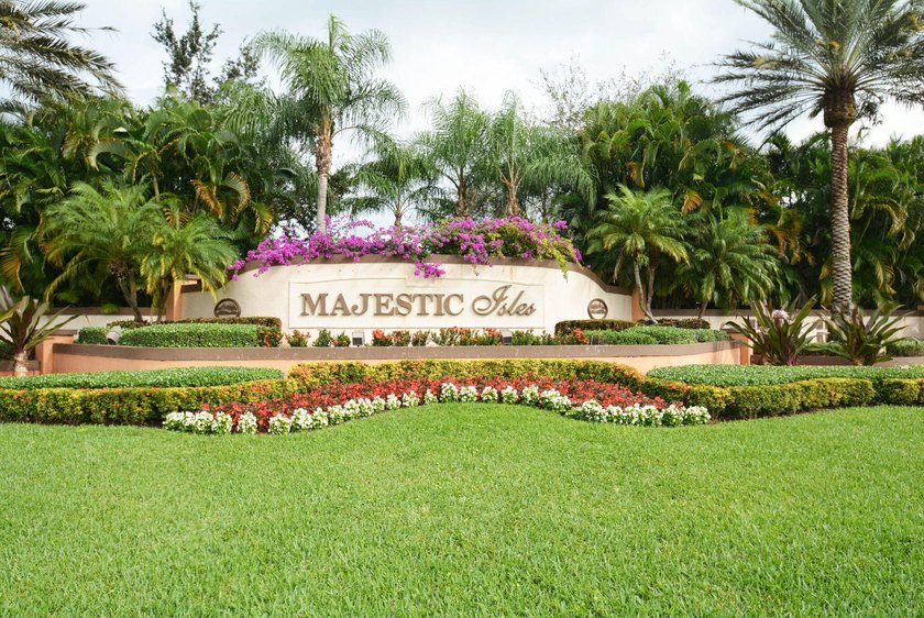 Welcome to effortless Florida living in sought-after - photo 42