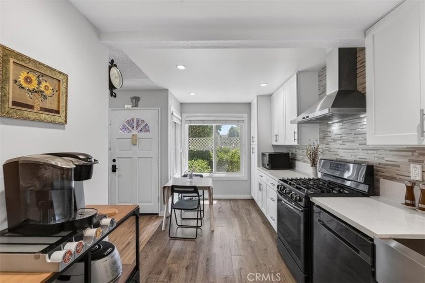 Fully Renovated - The Only One Like It in the Community! Welcome - photo 4