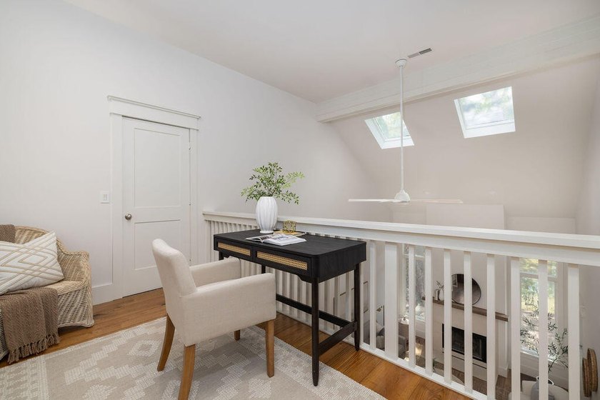 Thoughtfully renovated with a curated selection of designer - photo 29