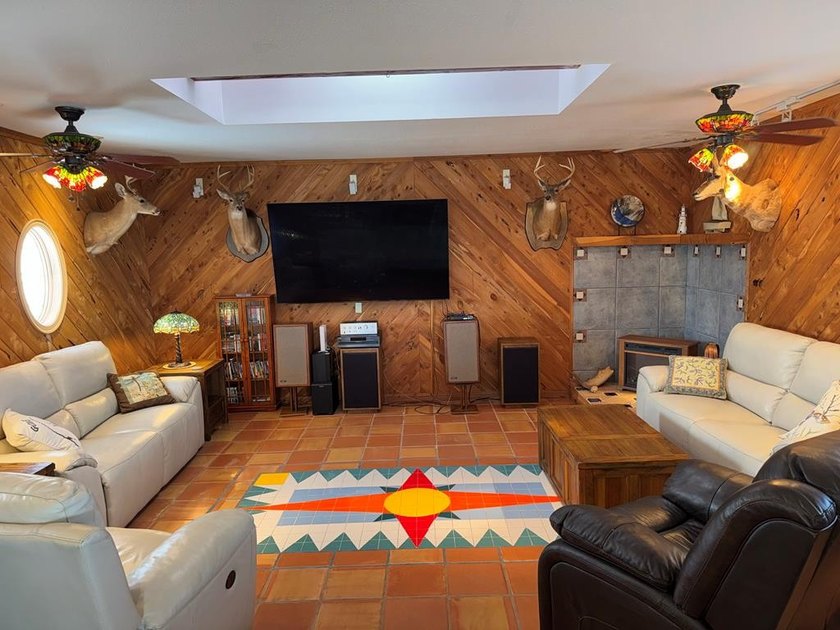 One of Horseshoe Beach's Finest.... This Luxurious 2/2 Gulf - photo 37