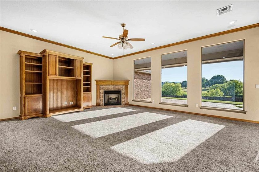 Welcome to 5 Quanah Mountain Road in the desirable Oak Meadows - photo 8