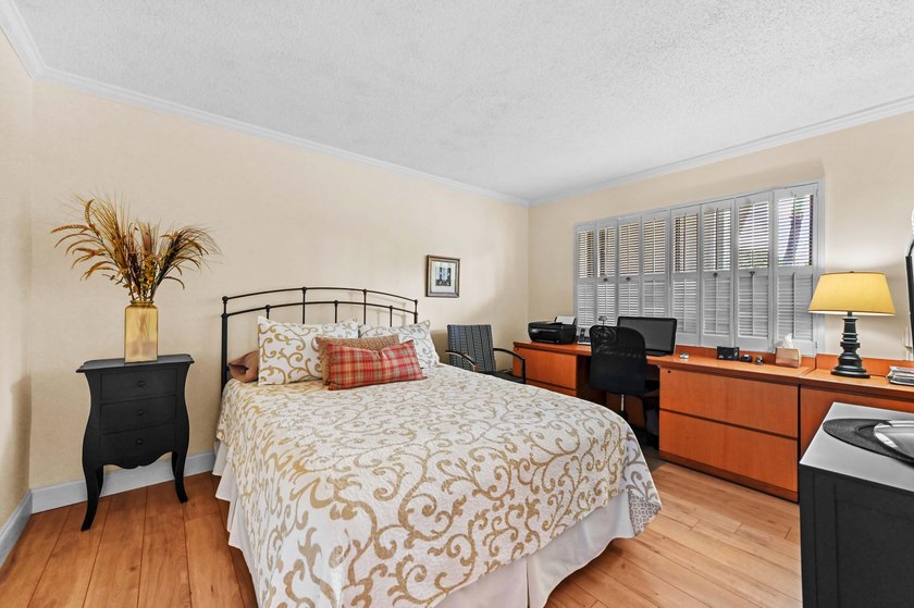 Experience the ultimate Florida lifestyle in this expansive - photo 12