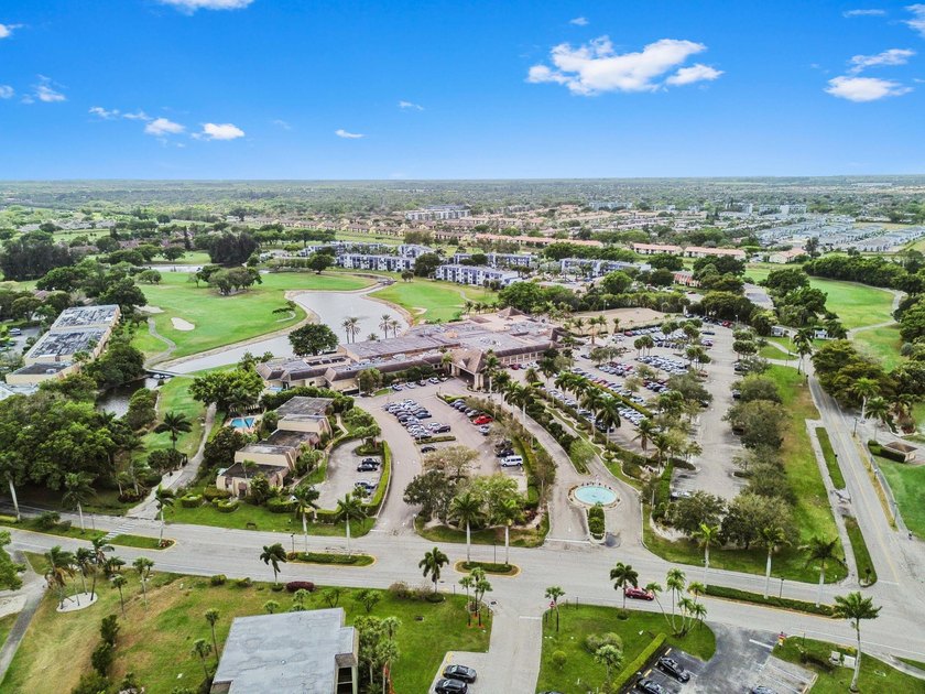 Experience the ultimate Florida lifestyle in this expansive - photo 20