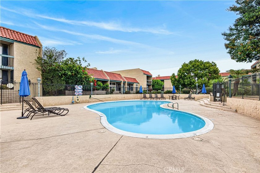 You'll enjoy the private guard gated community of Bixby Hill - photo 34