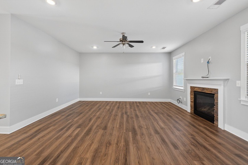 Welcome to Manchester Drive, where classic Craftsman charm meets - photo 10