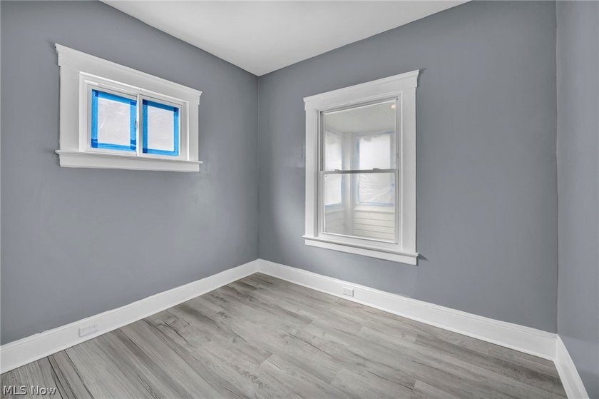 Welcome to this solid income-producing duplex in Cleveland - photo 10