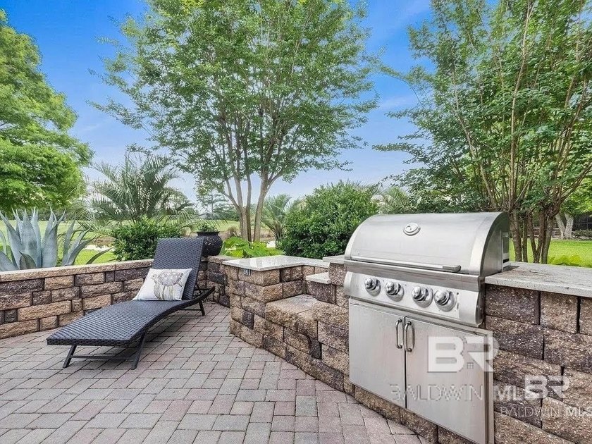 Experience refined coastal luxury in this exceptional - photo 38