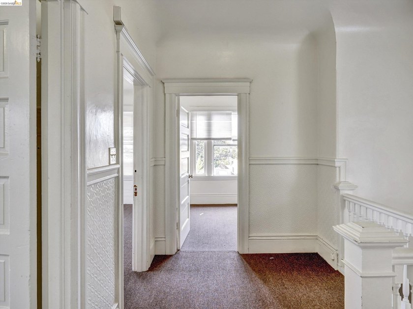 Conveniently located triplex near Children's Hospital and BART - photo 29