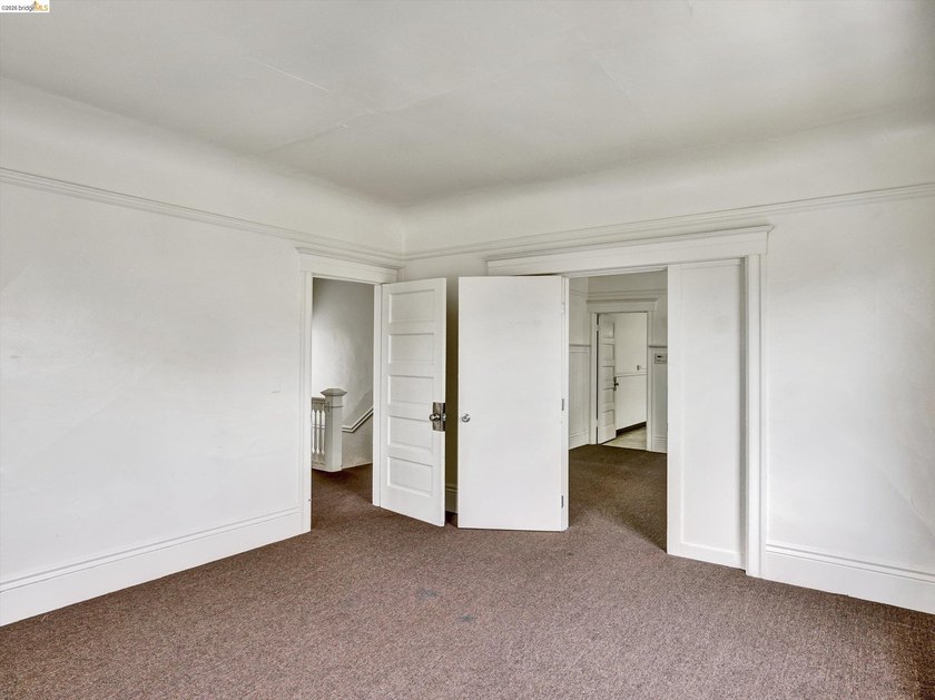 Conveniently located triplex near Children's Hospital and BART - photo 34