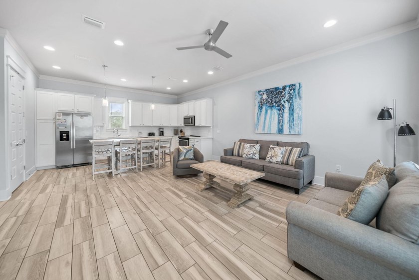 Beautifully updated luxury home in the heart of Miramar Beach - photo 7