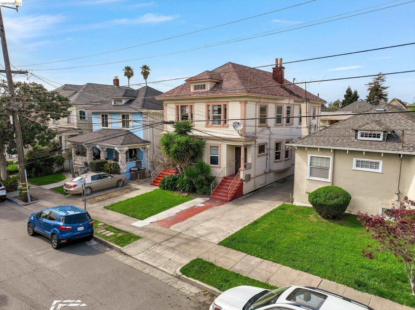Conveniently located triplex near Children's Hospital and BART - photo 47