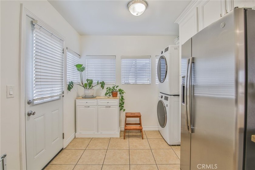 1404 E Michelson - photo 8