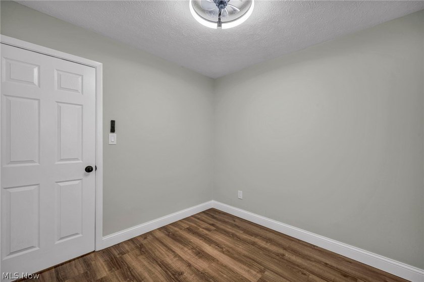 Welcome home to this beautifully updated ranch offering the - photo 21