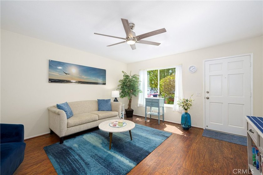 Superior location, close to Huntington Harbor, shopping, schools - photo 3