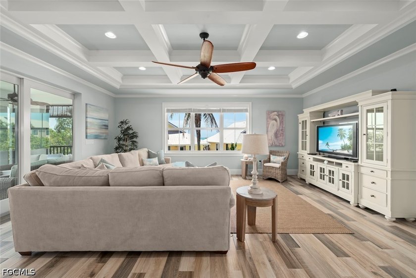 Perfectly positioned on Sanibel Island's coveted east end, just - photo 15