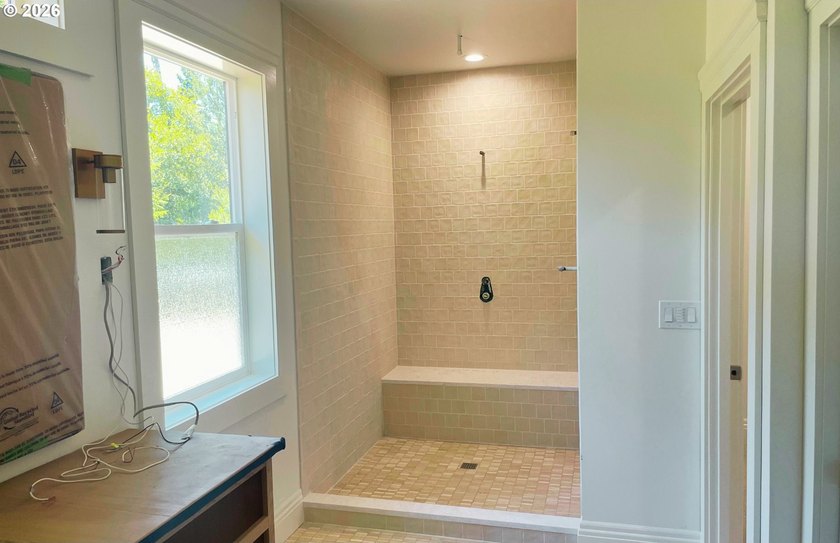 Designed and built by master carpenter Brian Lacouture and - photo 17