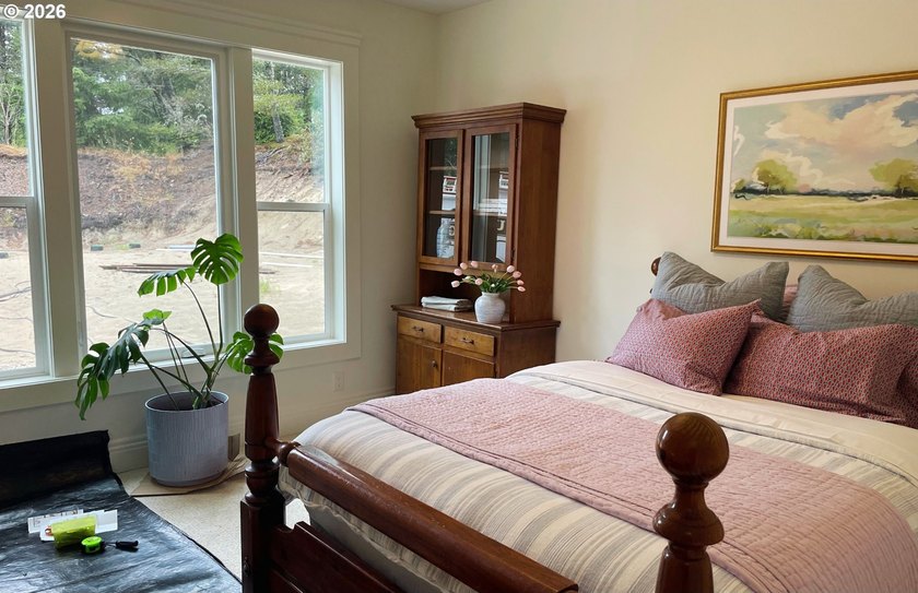 Designed and built by master carpenter Brian Lacouture and - photo 20