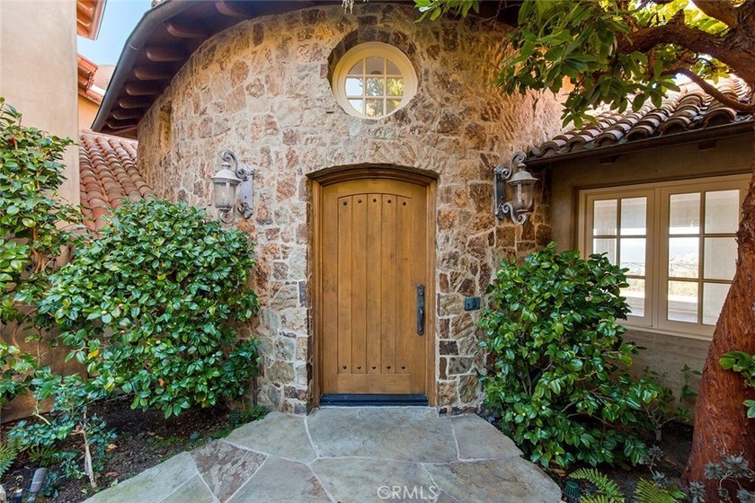 Experience refined coastal living with this exceptional 12-month - photo 28