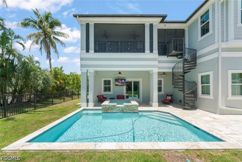 Perfectly positioned on Sanibel Island's coveted east end, just - photo 38