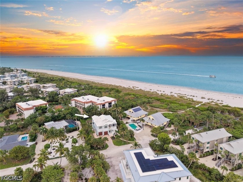 Perfectly positioned on Sanibel Island's coveted east end, just - photo 47