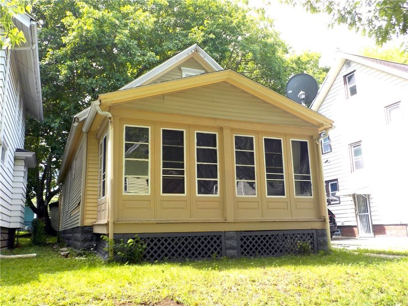 Welcome to this investment opportunity in the City of Rochester - photo 2