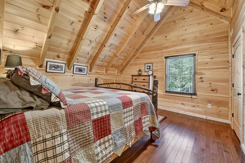 Escape to serenity on your own secluded creek haven in the North - photo 31