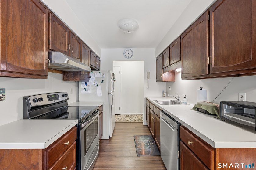Incredible opportunity to own a fantastic, hassle-free condo at - photo 4