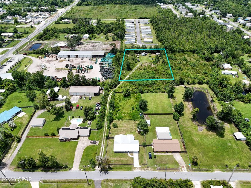Private, Wooded Homesite with Room to Expand! Escape the noise - photo 4