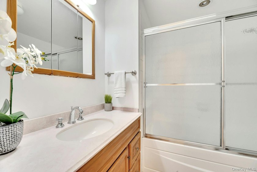 Nestled in the highly sought-after Tiana Shores enclave of - photo 22