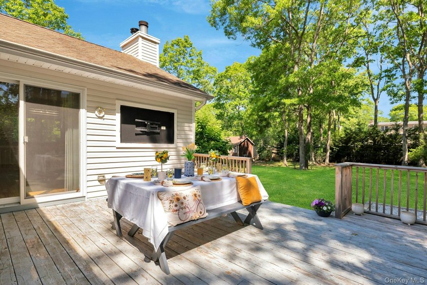 Nestled in the highly sought-after Tiana Shores enclave of - photo 34