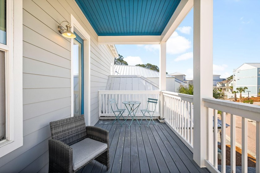Sleeping up to 10 guests, 62 Charming Way offers two bedrooms - photo 22