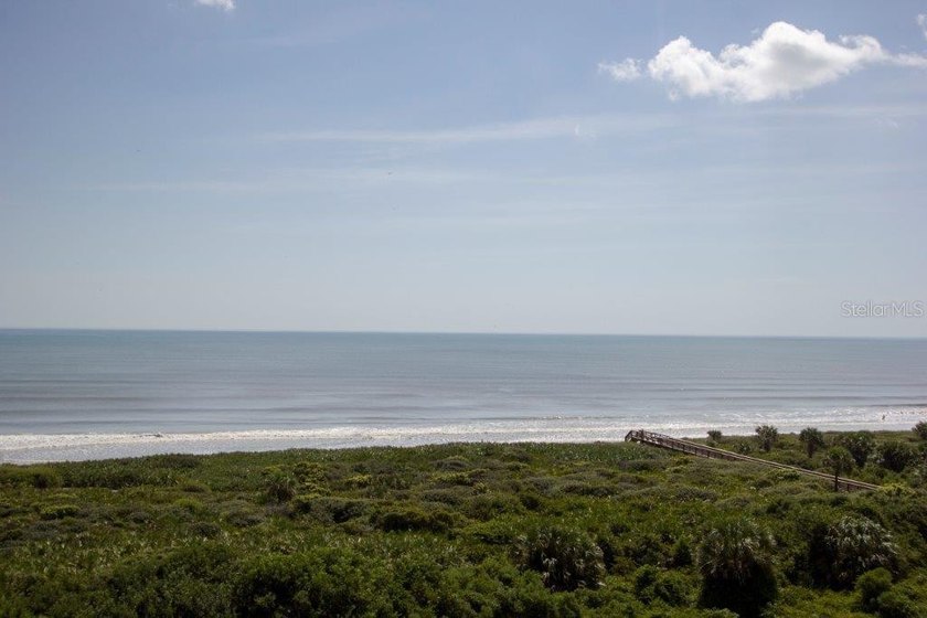 This 3 bed 2-1/2 bath condo in Surf Club III is in excellent - photo 22
