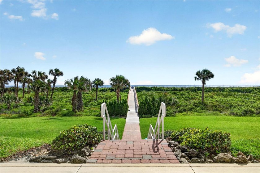This 3 bed 2-1/2 bath condo in Surf Club III is in excellent - photo 46