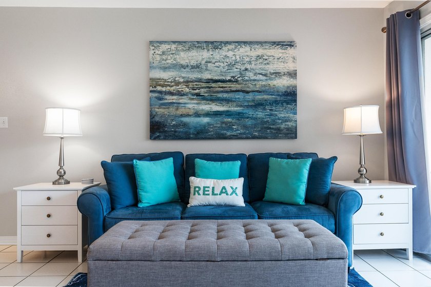 Enjoy coastal charm in this beautifully decorated 1 bed, 1.5 - photo 11