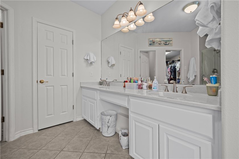 Welcome to 336 Lema Drive in the desirable Northshore - photo 20