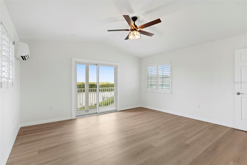 Breathtaking views can be yours from this beautiful 3 story - photo 22