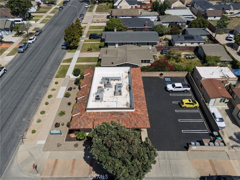 Prime Medical/Dental Office in Santa Maria 2340 SF Building on a - photo 8