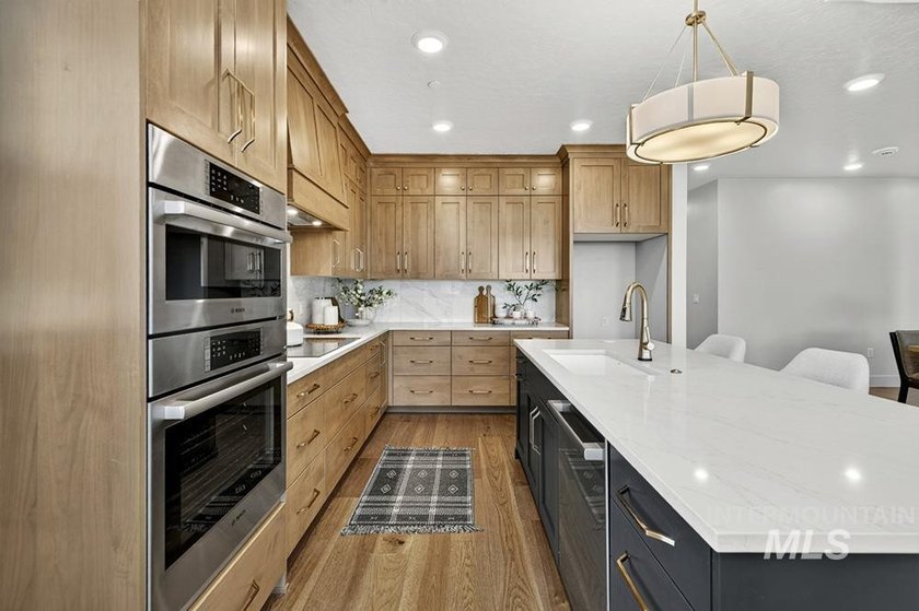Introducing 'The 148' - Boutique luxury residences set above - photo 7