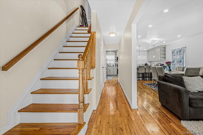 Step into this recently updated 3-bedroom, 1.5-bath home - photo 5