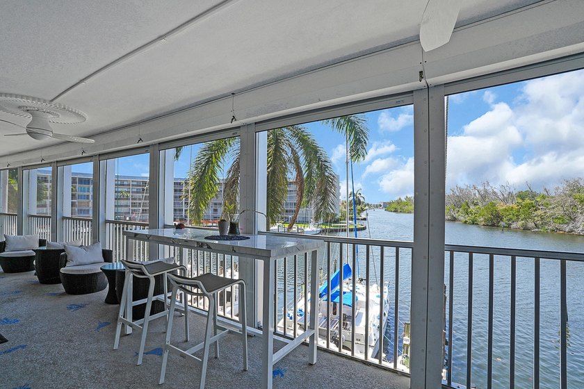 One of the finest three-bedroom waterfront residences in - photo 3