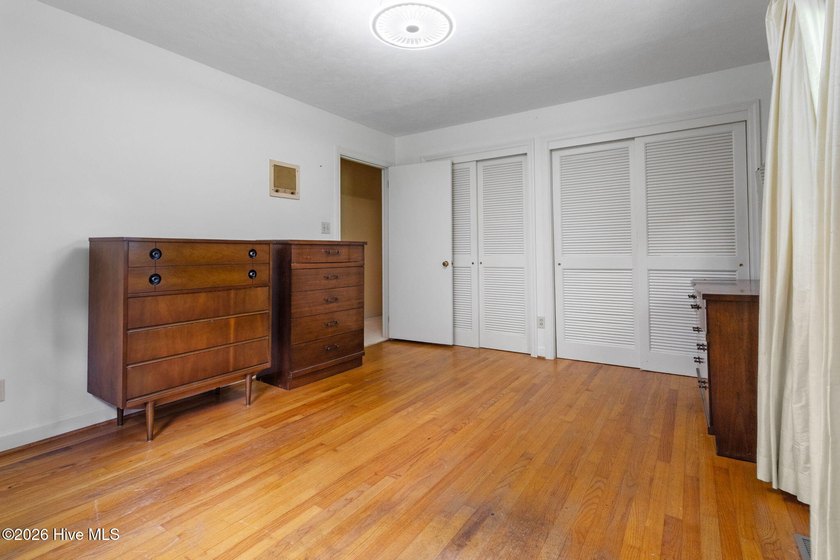 Tucked quietly away from the road at 312 N Mitchell Ford Rd in - photo 33