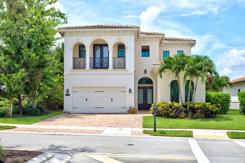 Welcome to luxury living in the prestigious, gated enclave of - photo 34