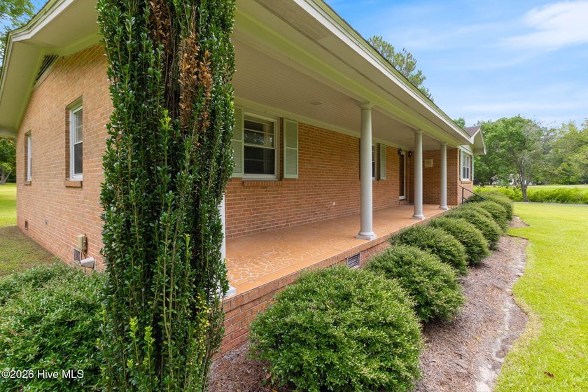 Tucked quietly away from the road at 312 N Mitchell Ford Rd in - photo 37