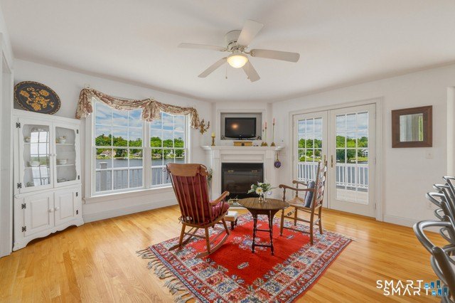 Experience the ultimate lakefront lifestyle at this - photo 6