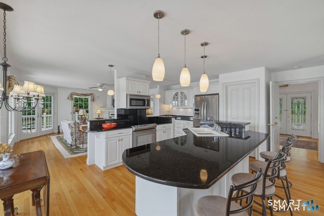 Experience the ultimate lakefront lifestyle at this - photo 9